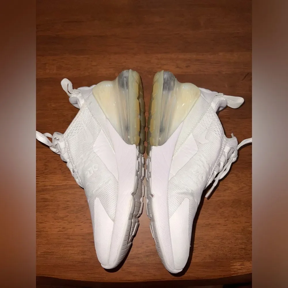 Nike Air 270 White Sneakers Sz 6Y or Women 7.5 Running Jogging Training Casual